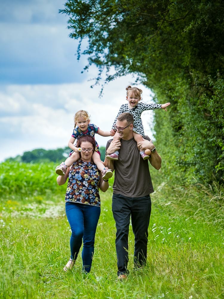 Location Family Portrait Photography by Mark Hewitson Photography of Thame Location Family Portraits - Photography by Mark Hewitson Photography of Thame